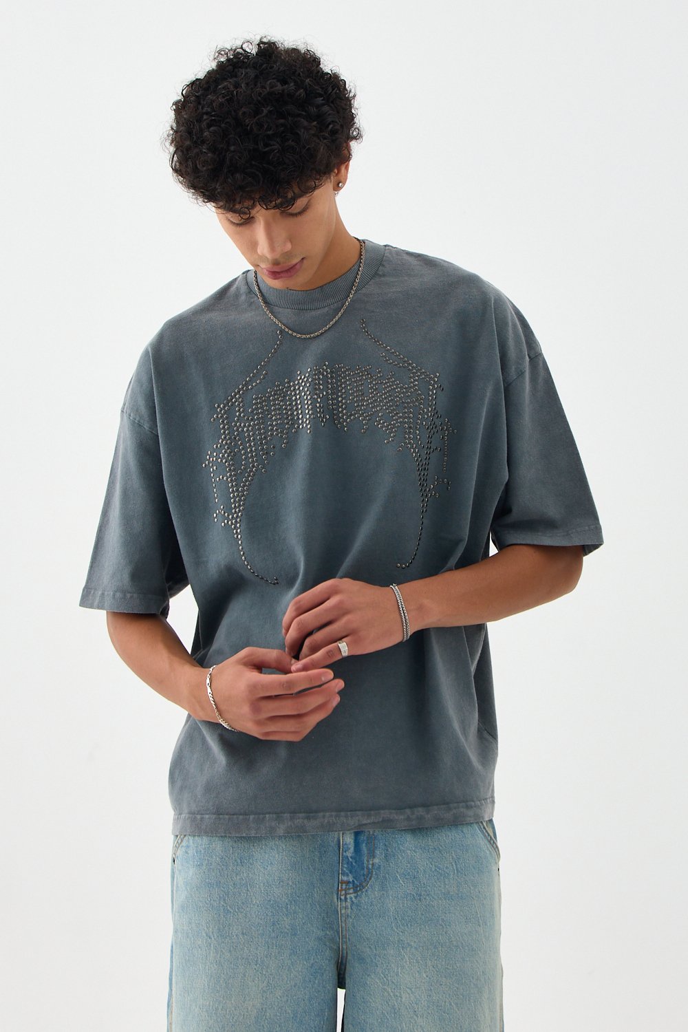 Taş Detaylı Hindu Acid Wash Oversize Tişört