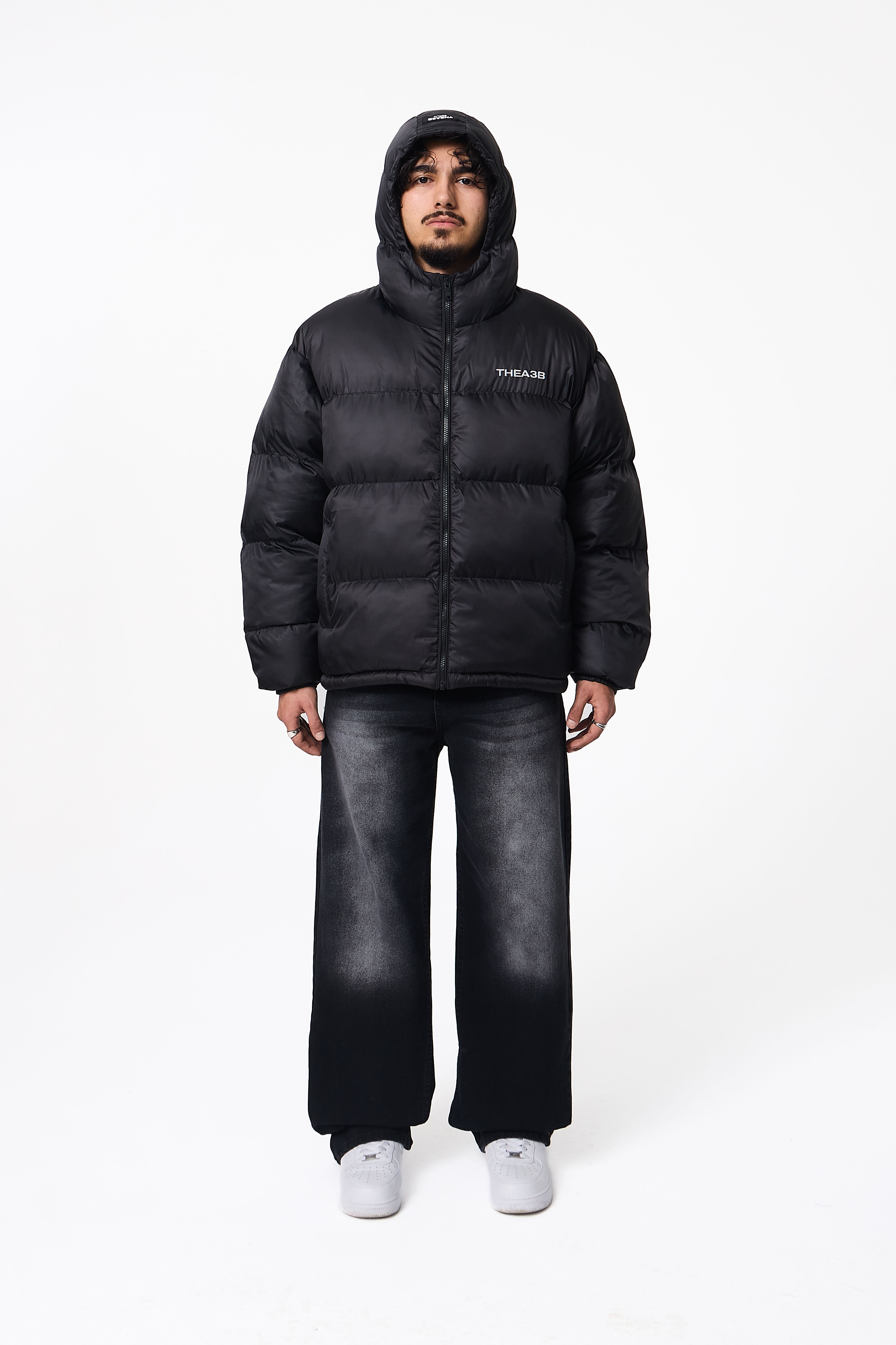 Essence Logo Premium Oversize Puffer Mont