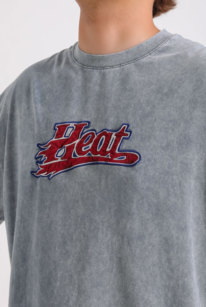 Acid Wash Heat Nakışlı Oversize Tişört