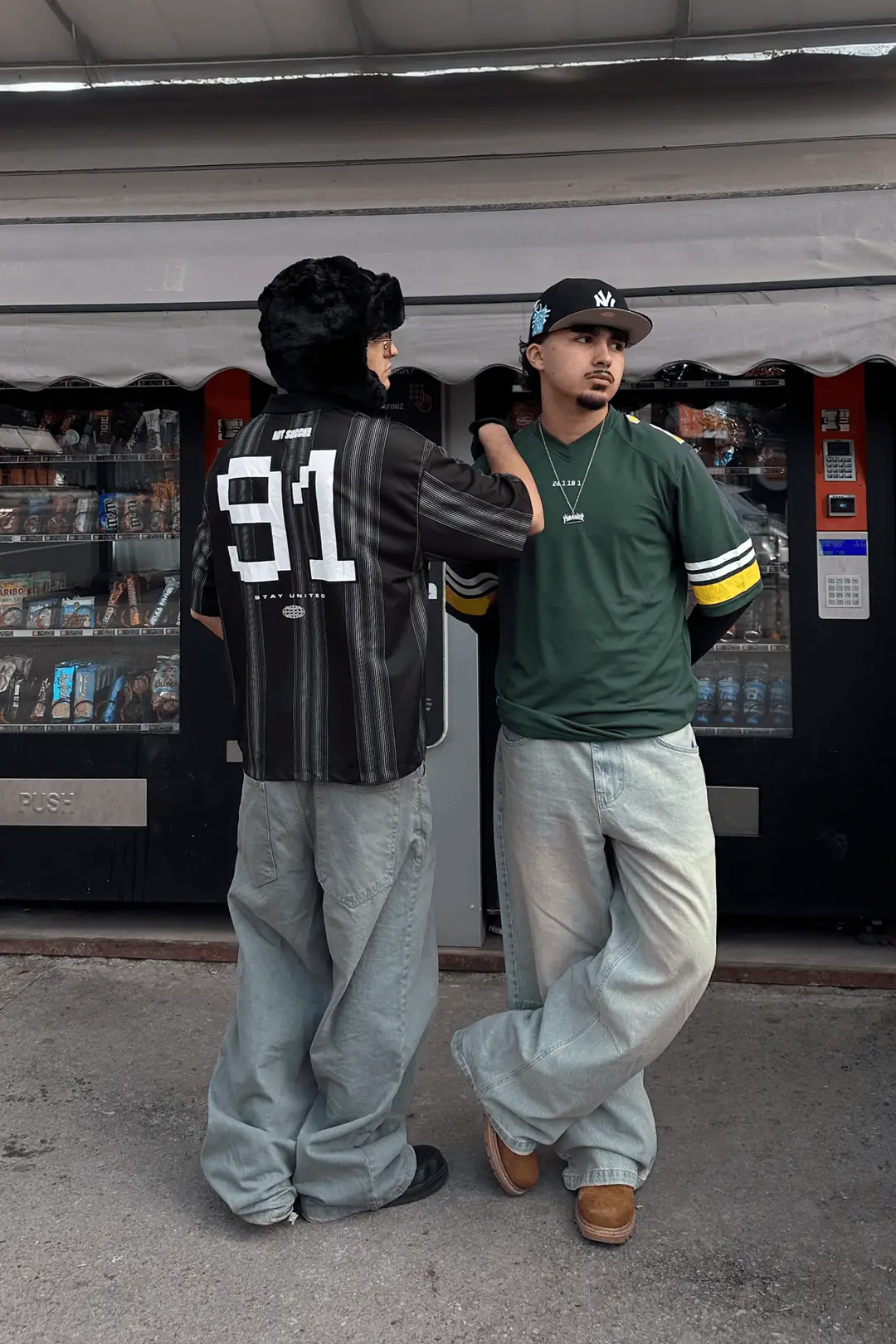 261181 Chest Baskılı Premium Oversize Jersey