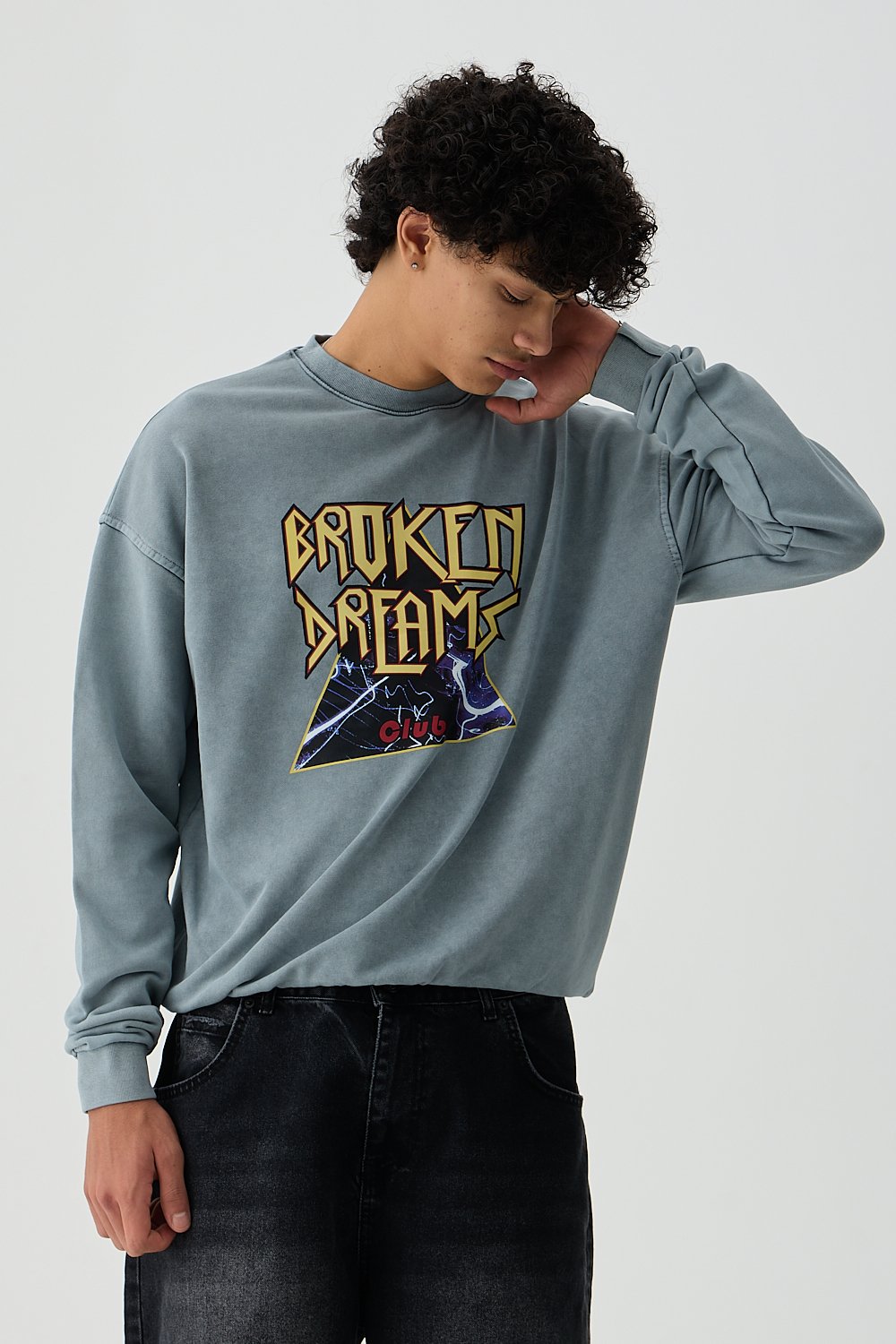 Broken Dreams Baskılı Oversize Sweatshirt