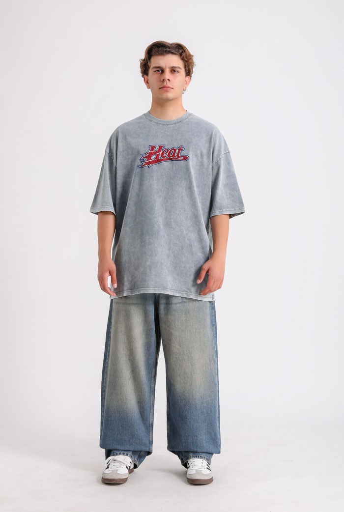 Acid Wash Heat Nakışlı Oversize Tişört