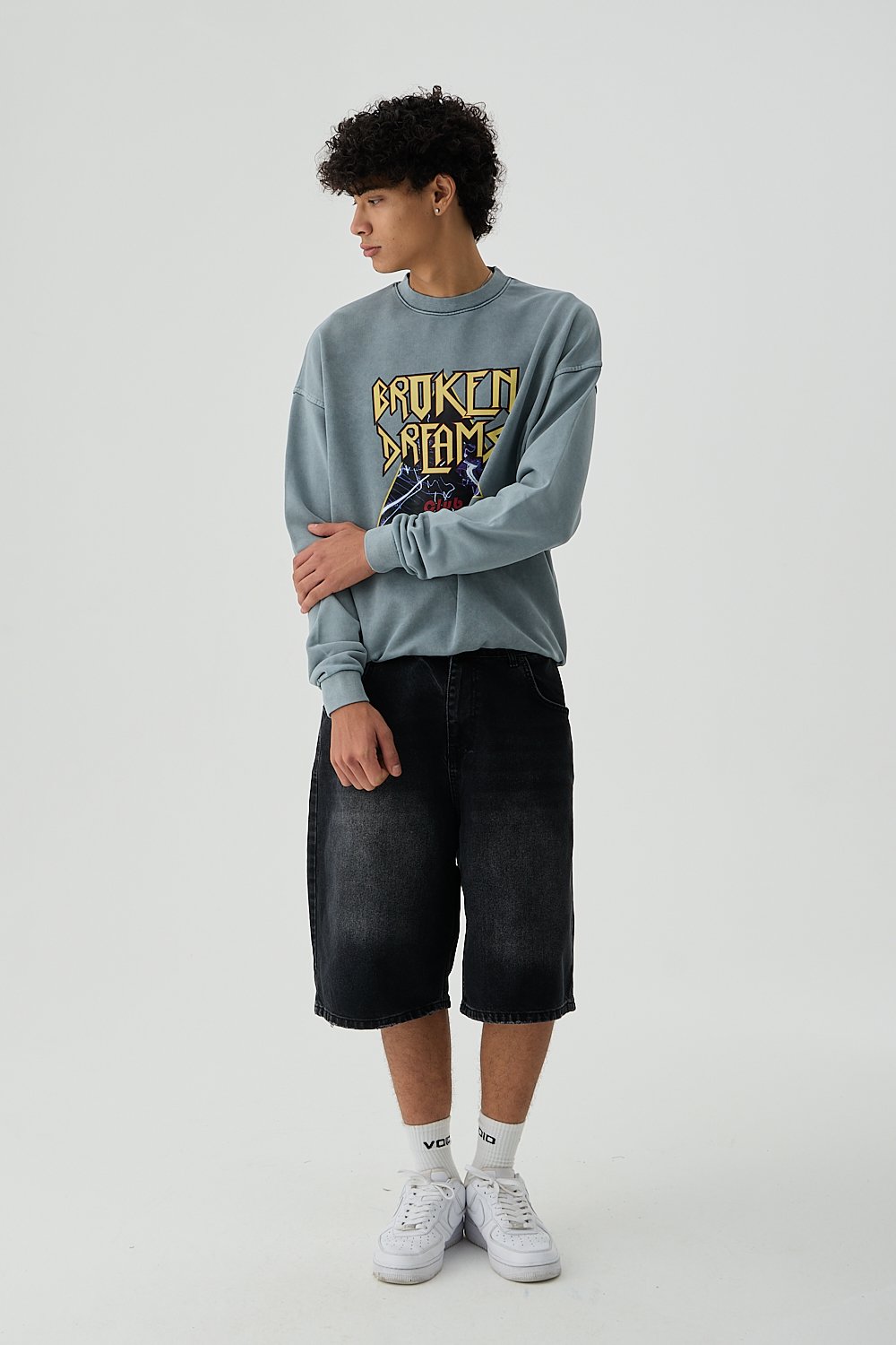 Broken Dreams Baskılı Oversize Sweatshirt