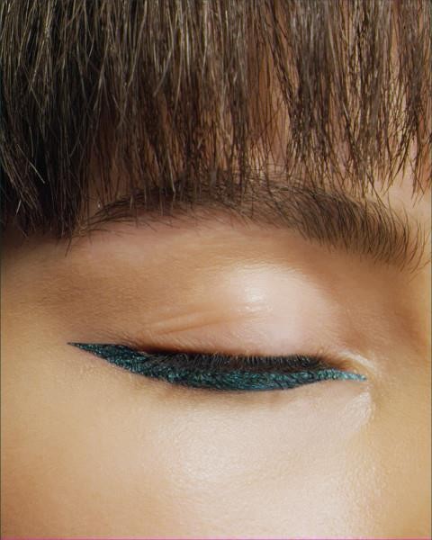 L’Oréal Paris Matte Signature Eyeliner 04 Emeraude - Yeşil
