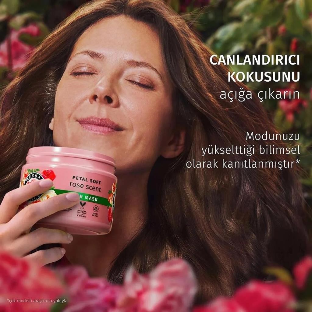 Herbal Essences Kadifemsi Yumuşaklık Gül Kokulu Saç Bakım Maskesi 300 ml 