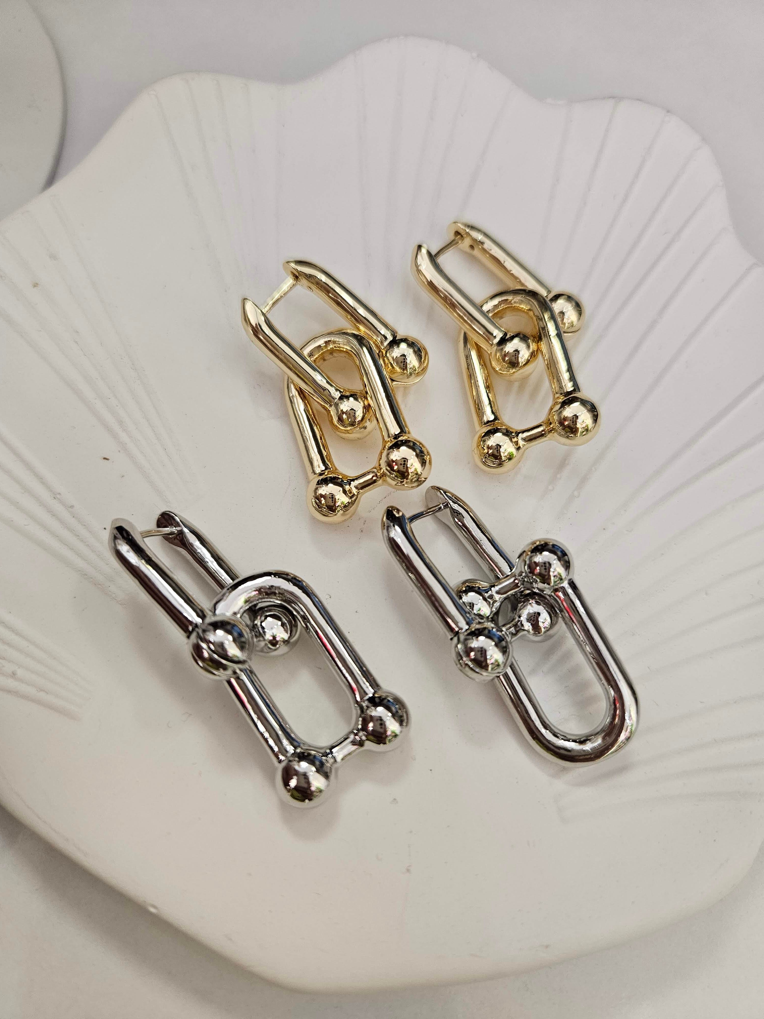 VİP SERİ TİFF MODEL KÜPE