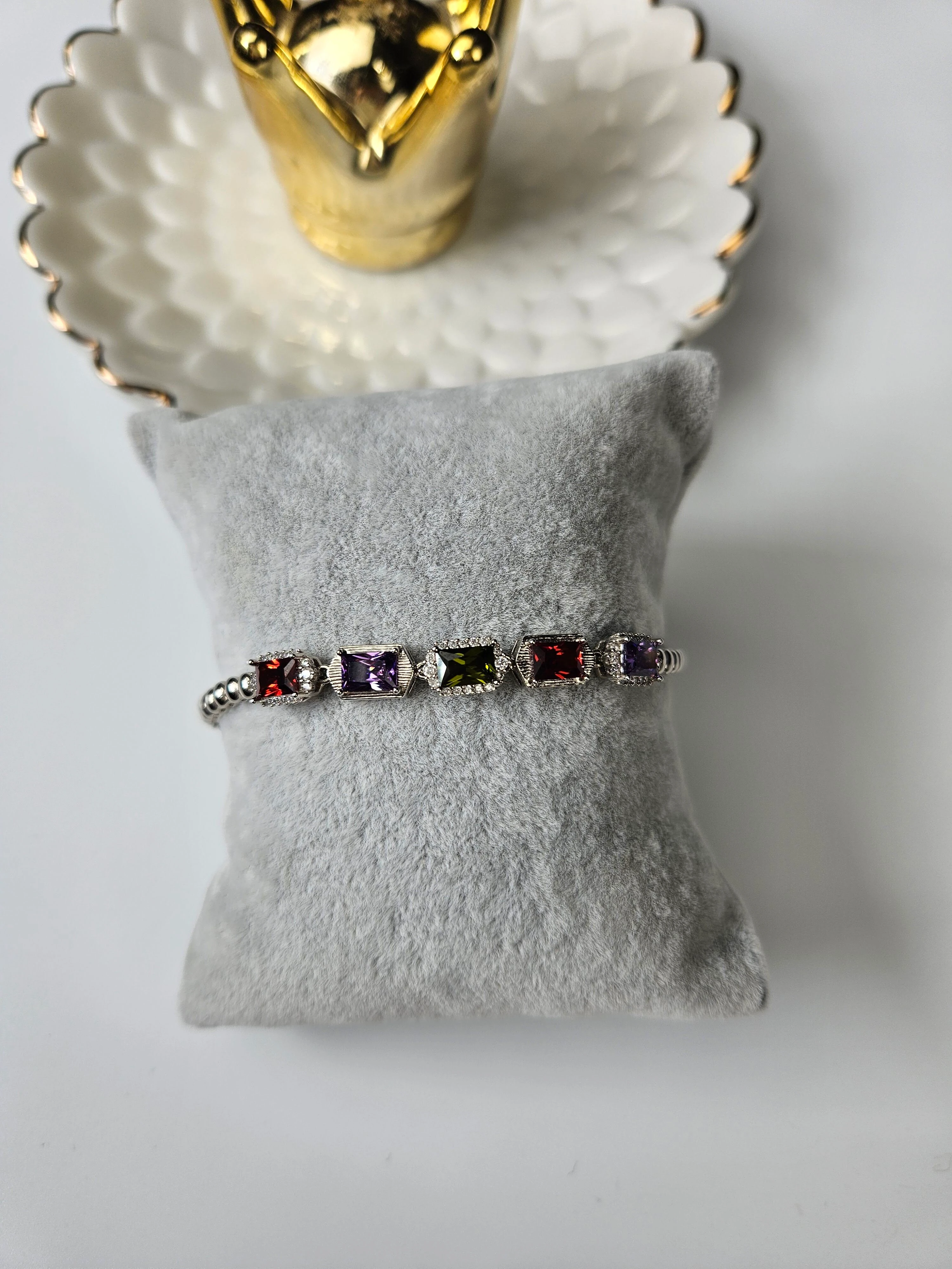 VİP SERİ RENKLİ TAŞLI BİLEKLİK