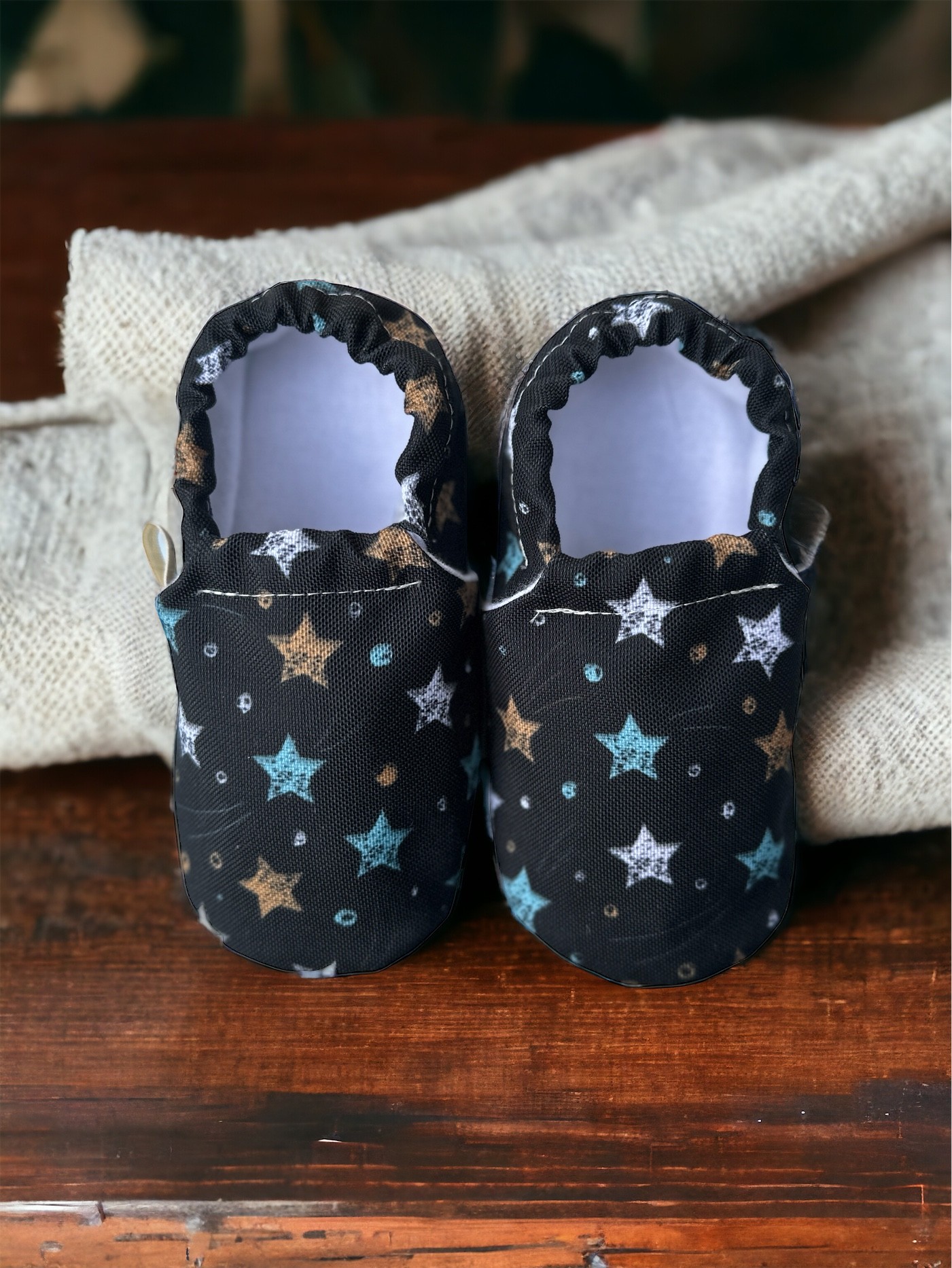 Comet Pattern Nursery-Home Shoes