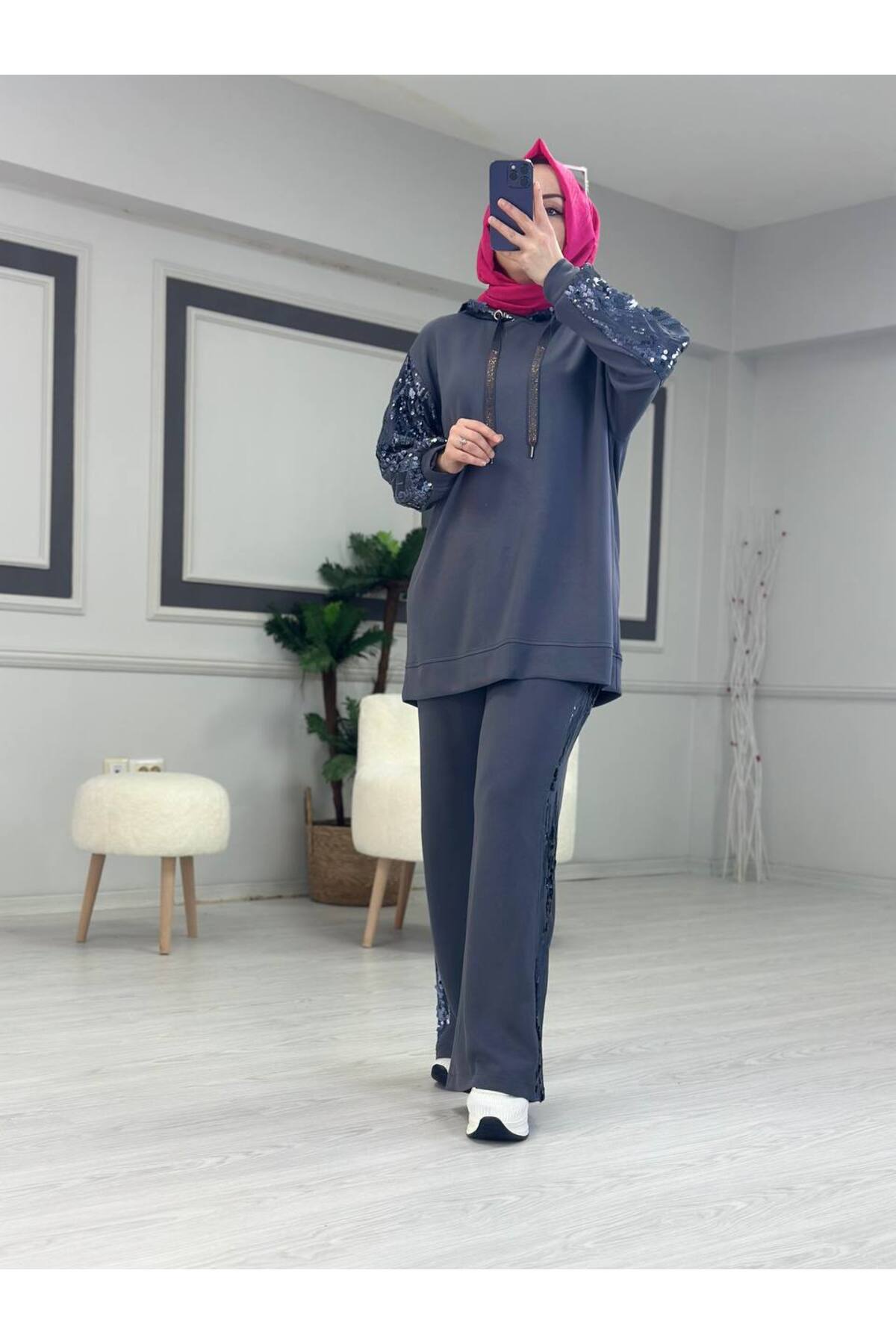 Camelya pullu takım