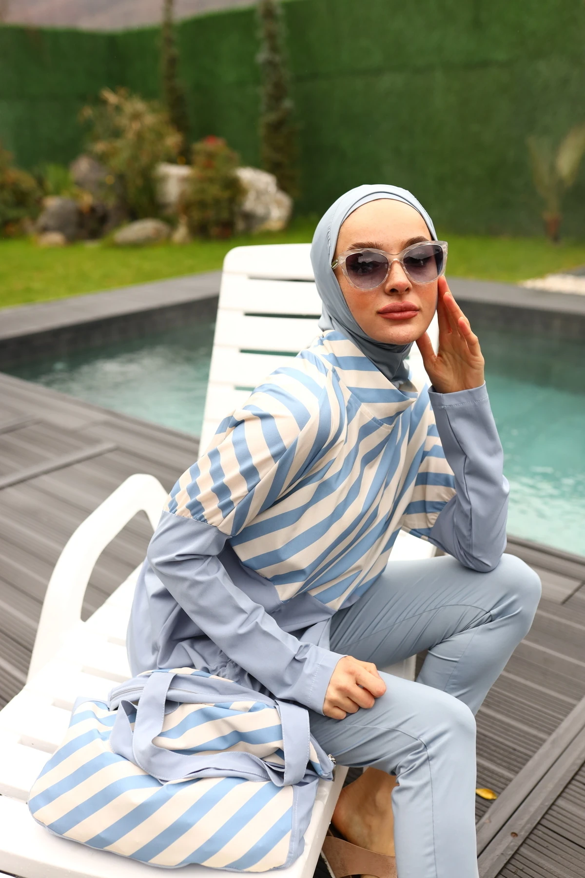 Camelya Tesettür Mayo Üzeri Desenli Çantalı 5 Parça 10365