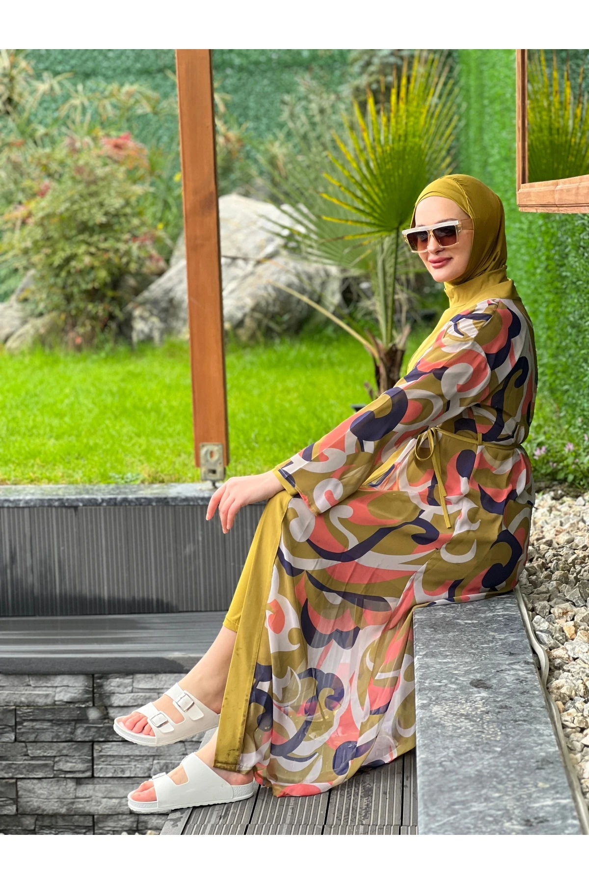 Camelya Desenli Pareo Detaylı  Tesettür Mayo 5'li Takım Yağ Yeşili