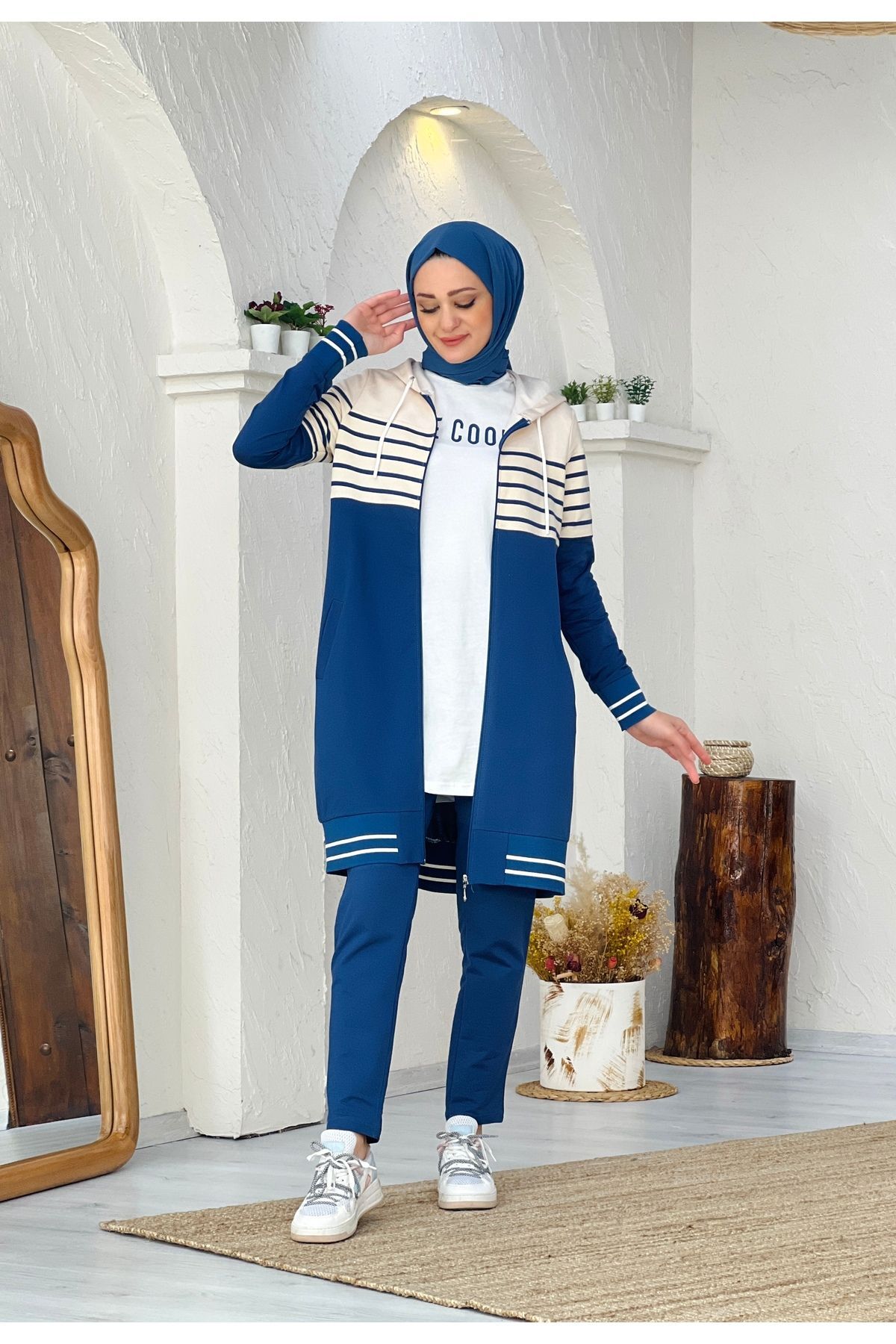 Camelya Yeni Sezon Üçlü Eşofman Takımı