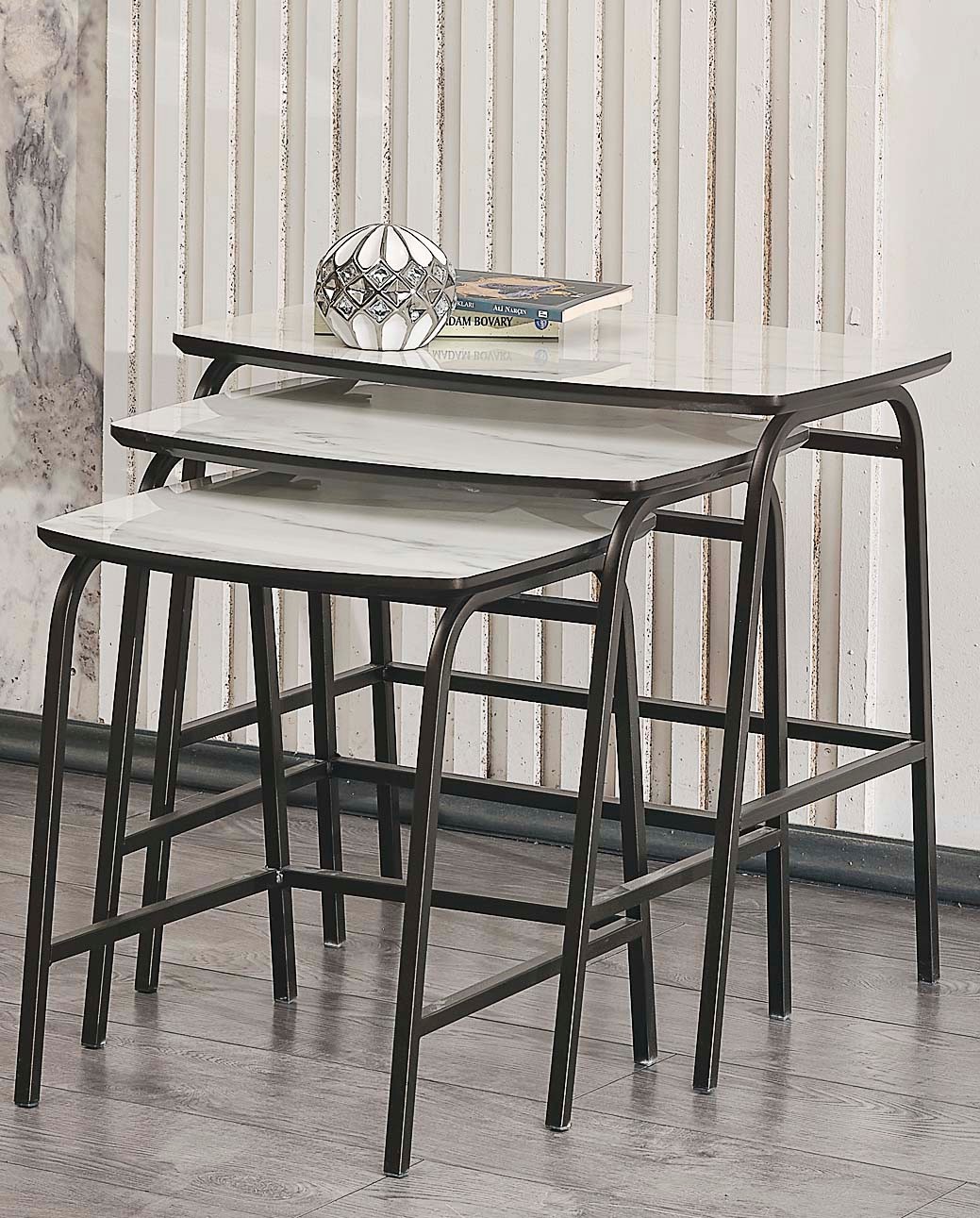 Nox White Nesting Table