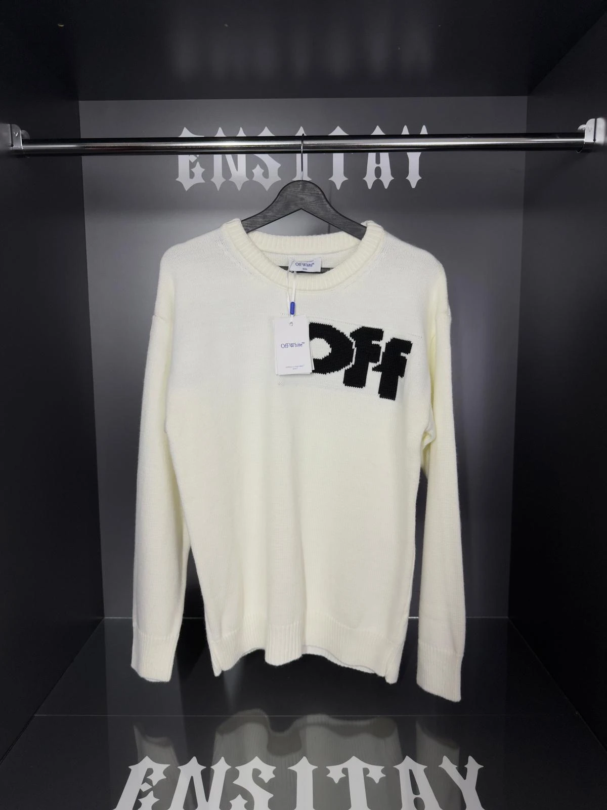 OFF-WHITE KNIT DRIP – Cozy Cream Edition