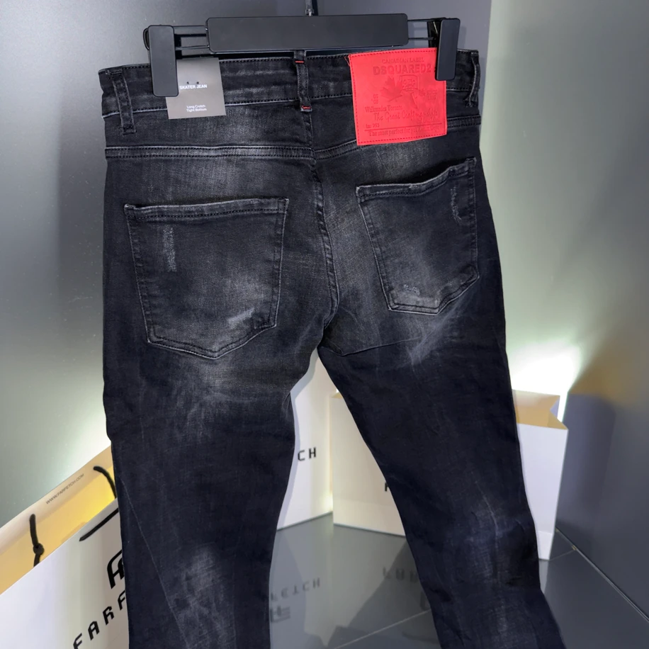 DSQ2 DRIPPED DENIM – Italian Fade v2 Black