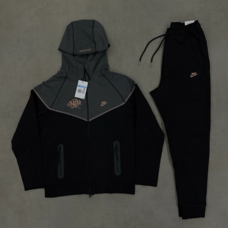 Nike x Syna Tech Fleece Set