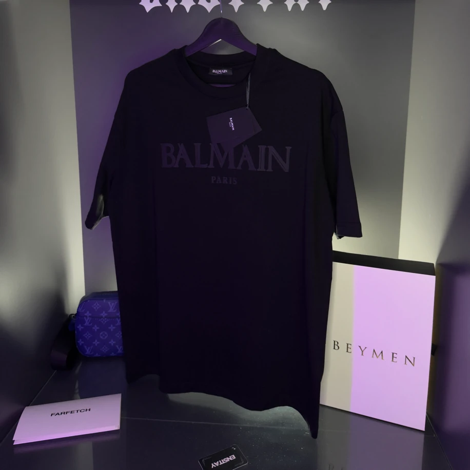 Balmain Paris Siyah Tişört – Premium Fit ️