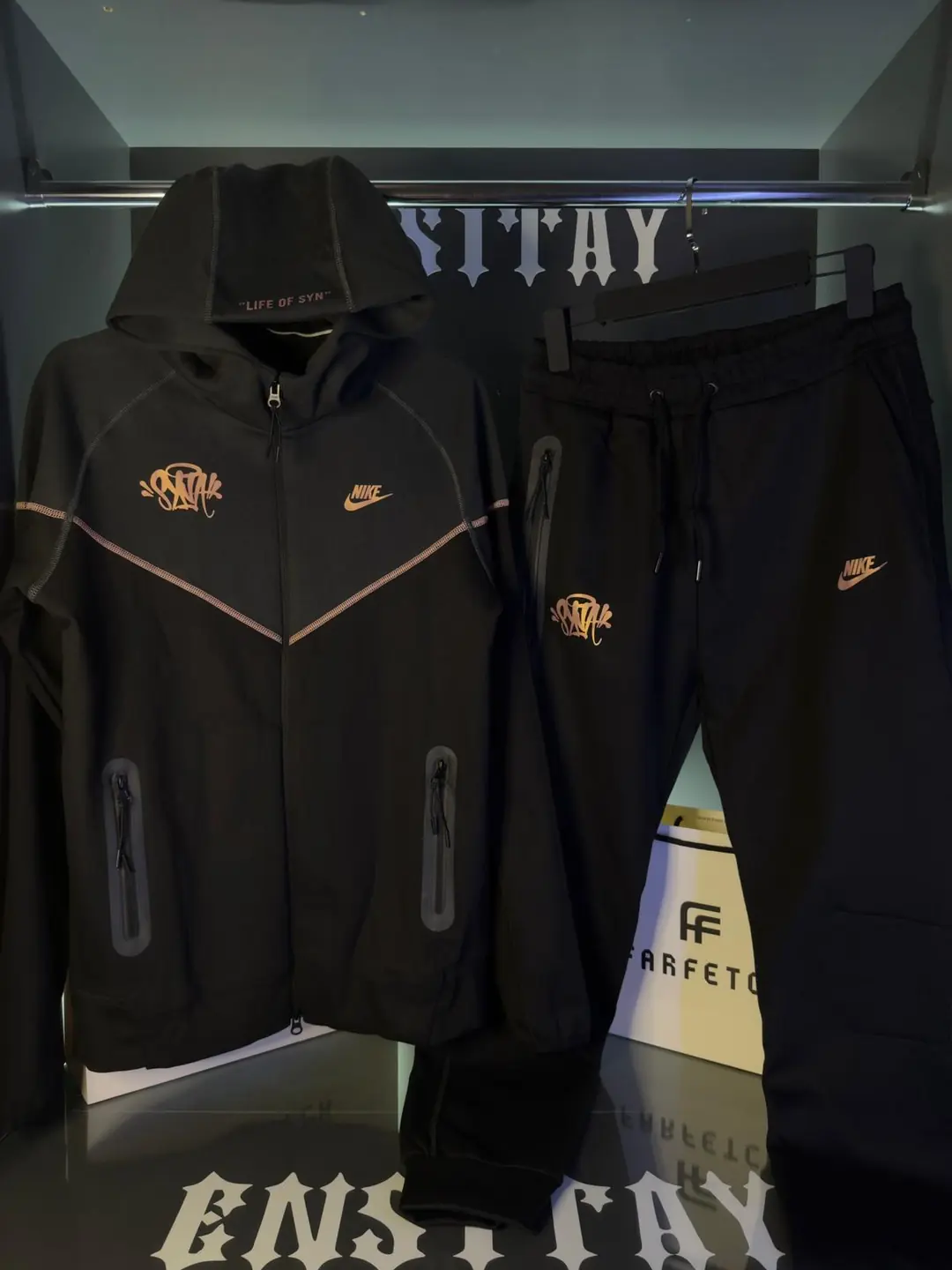 スマホ・タブレット・パソコン NIKE TECH FLEECE SET Nike x Syna Tech Fleece Set