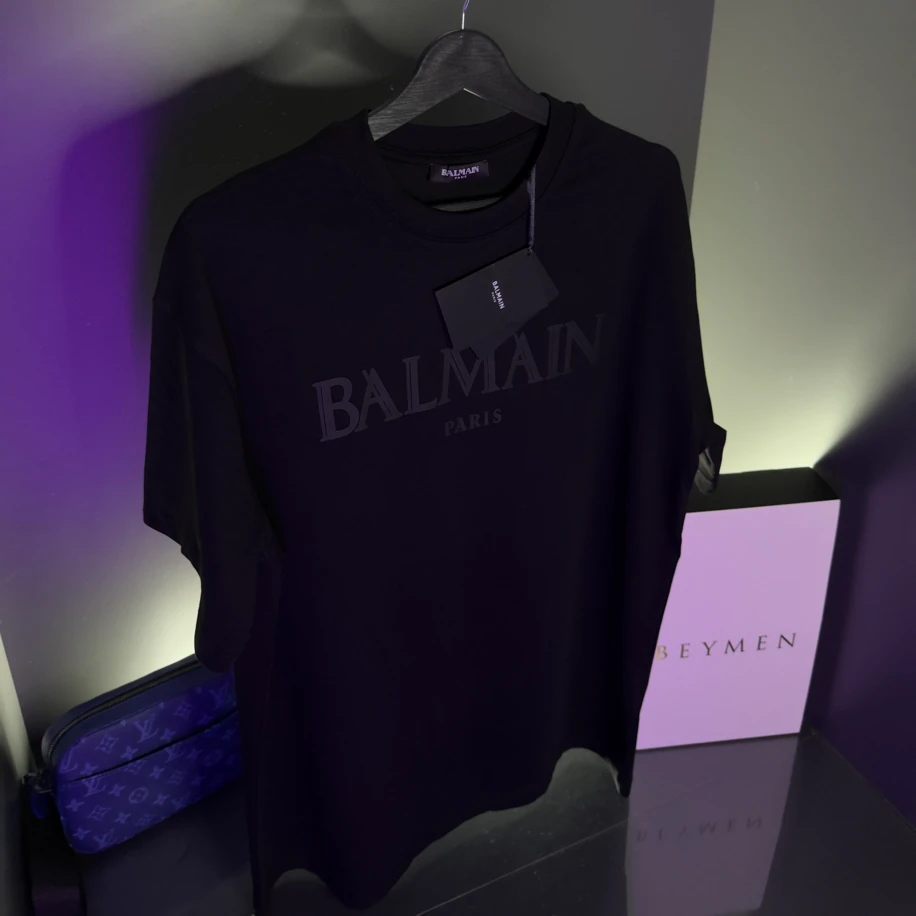 Balmain Paris Siyah Tişört – Premium Fit ️