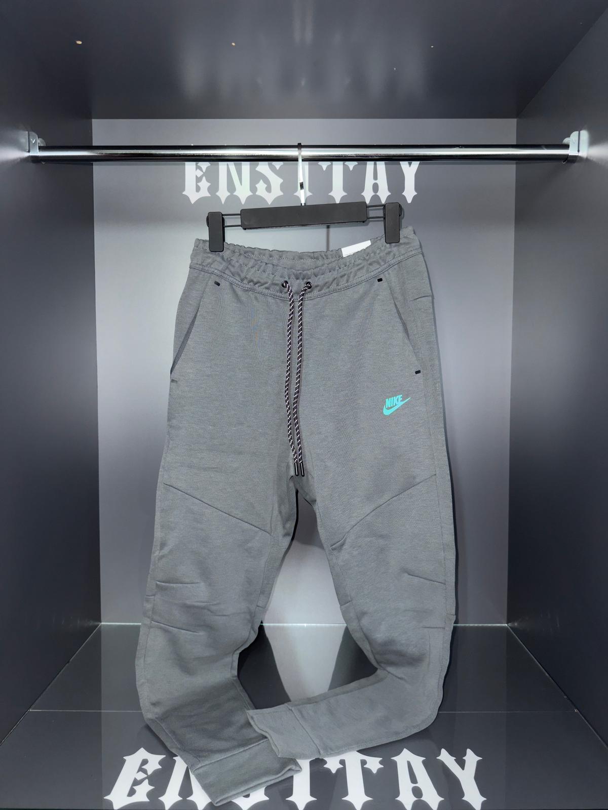 Nike Tech Fleece | Iron Grey Set