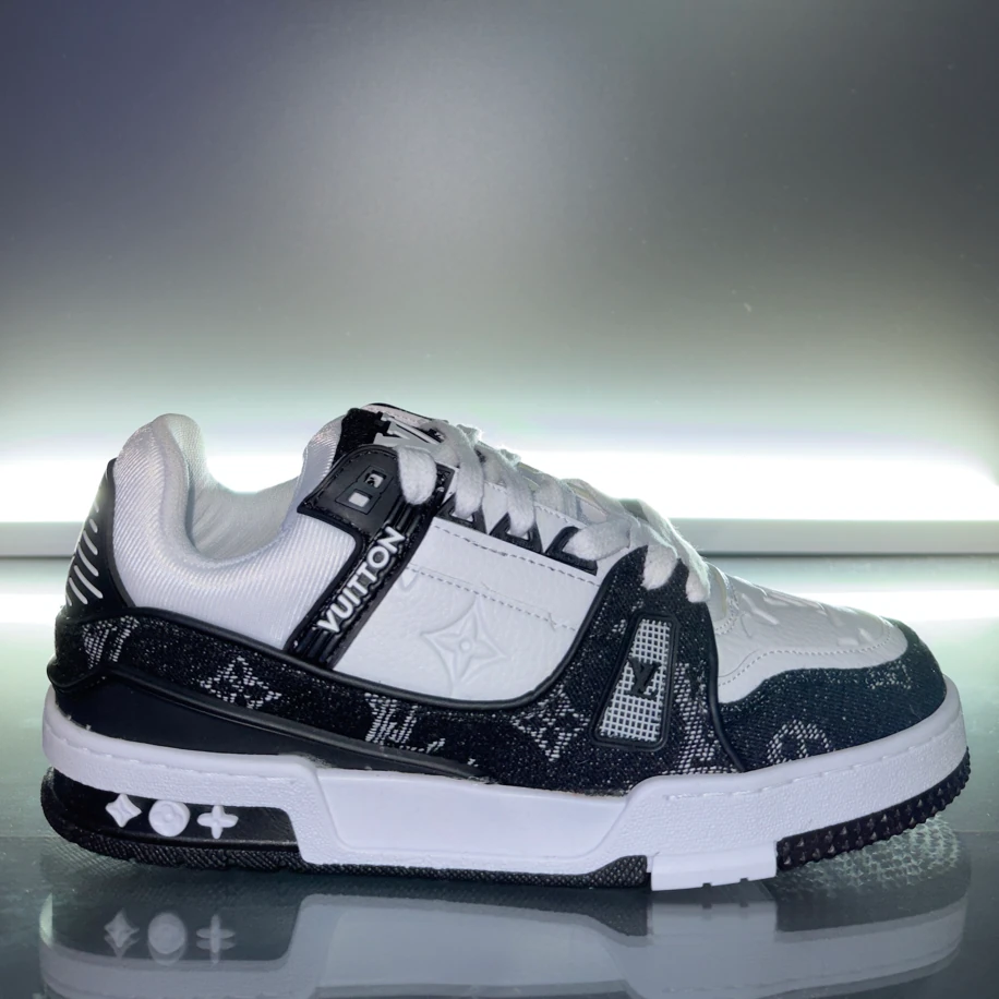 LV TRAINER  – Monogram Shadow