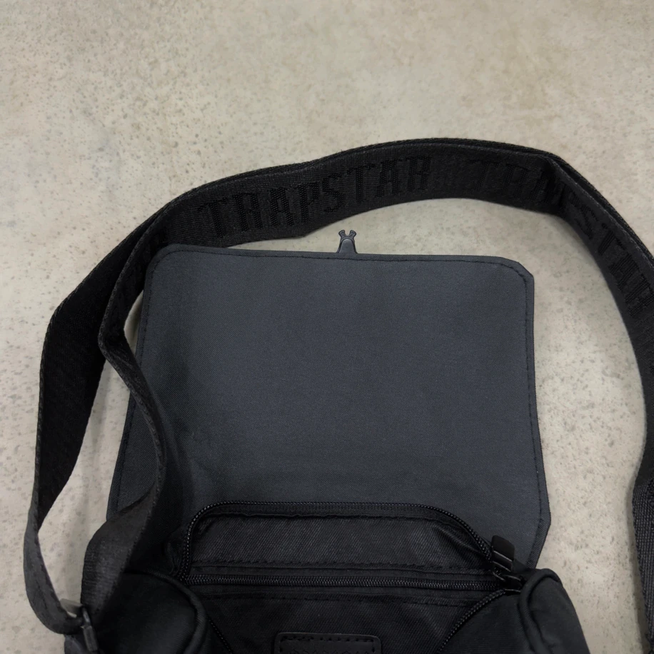 Trapstar Reflektörlü Çanta | London Street Editio