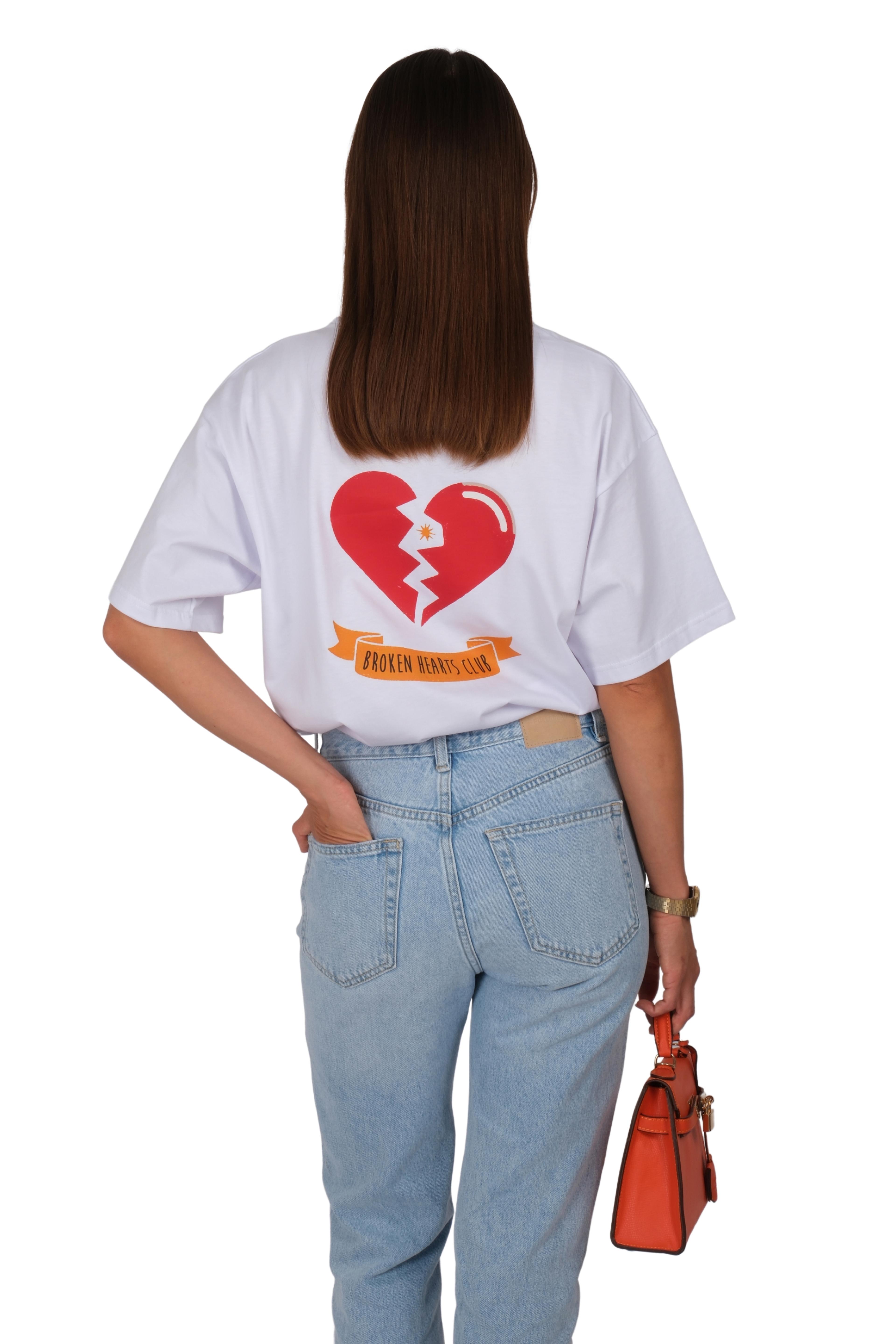 Broken Hearts Club Oversize Fit T-Shirt Kadın - Beyaz C101