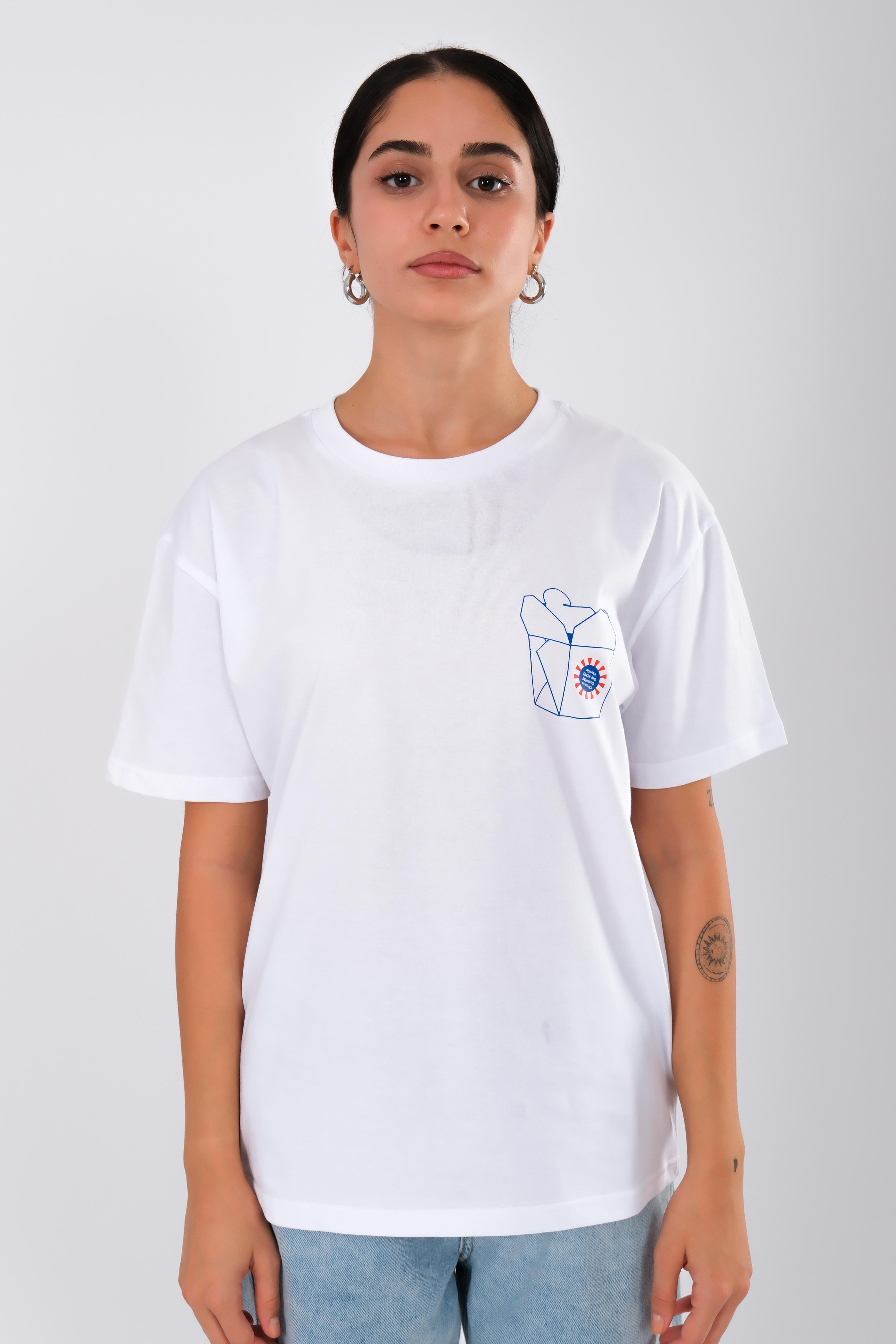 In The Mood For The Noods Relaxed Fit Kadın T-Shirt Beyaz C501