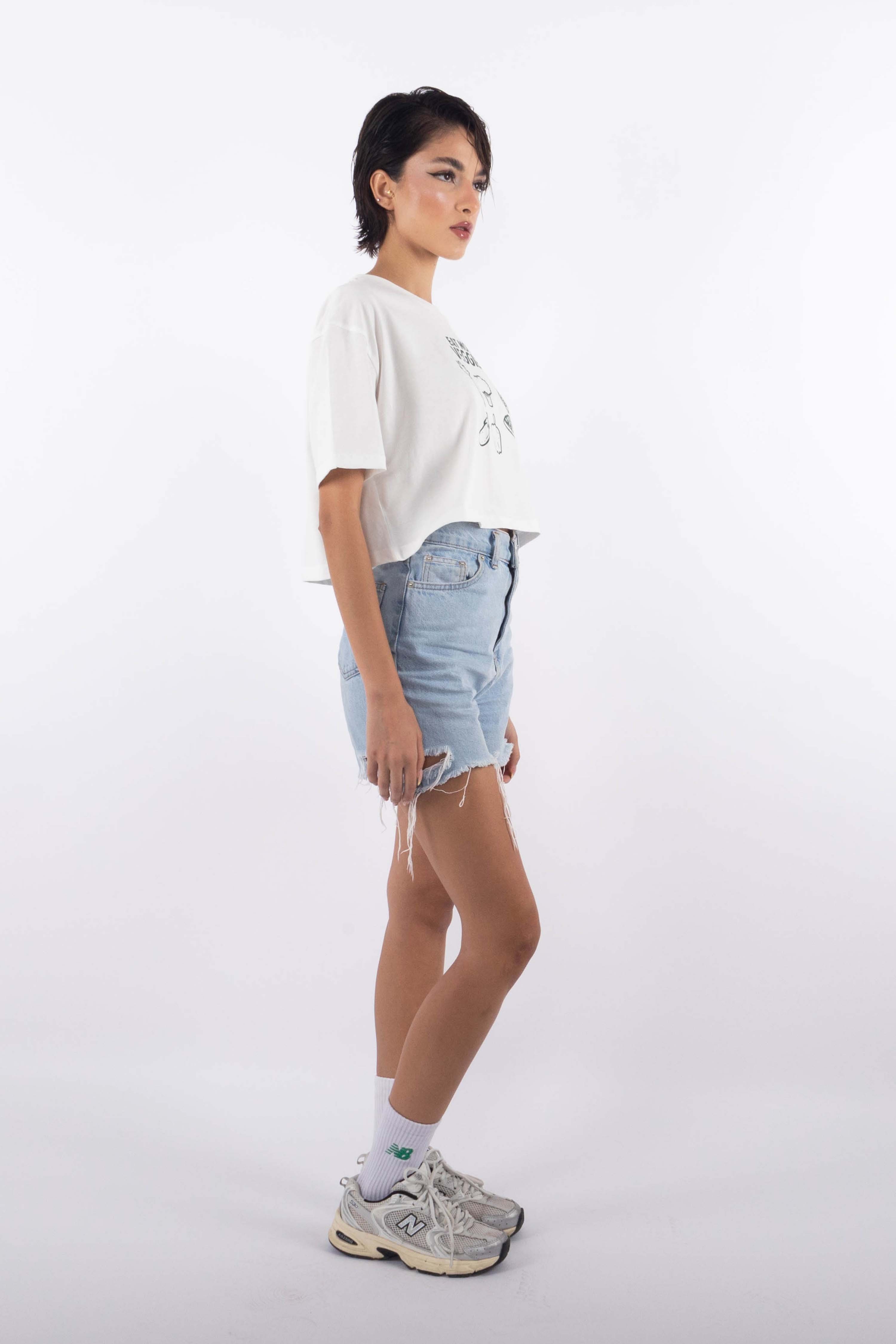 More Veggies Oversize Kadın Crop T-Shirt Ekru C509