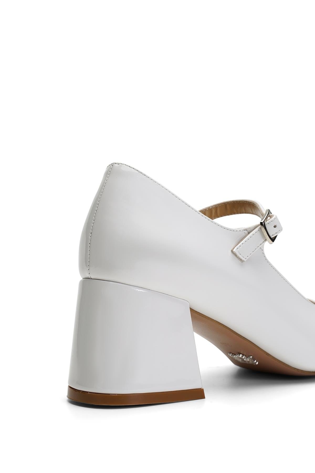 Jabotter Claudia Beyaz Rugan 6 Cm Topuklu Ayakkabı