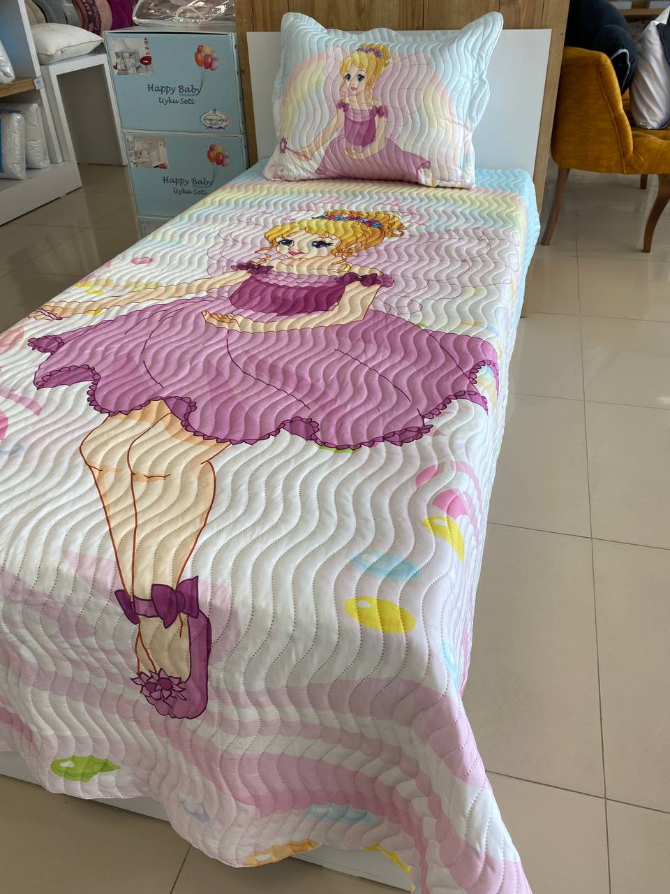 Tek Kişilik Yatak Örtüsü Pink Girl