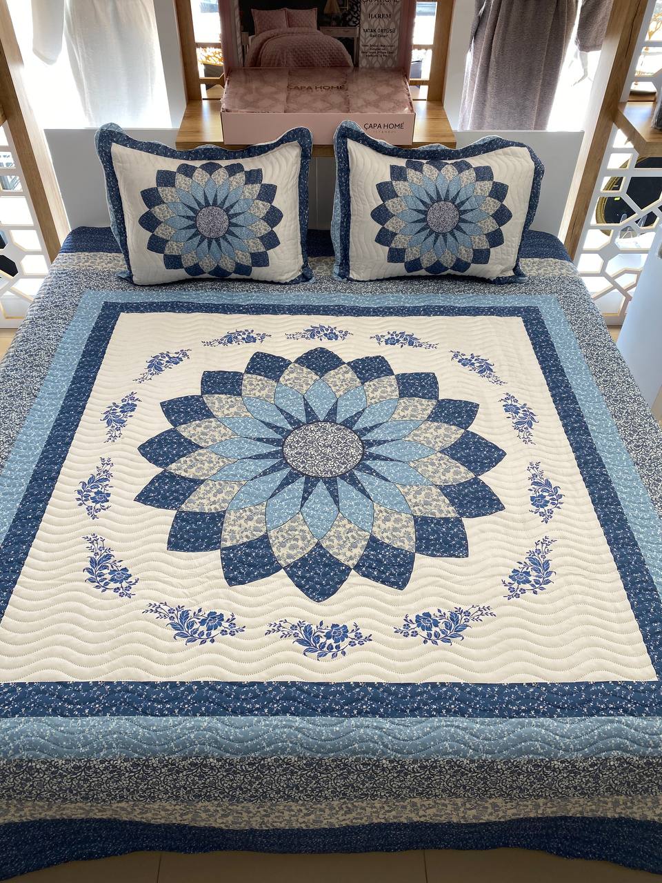 Çift Kişilik Battal Boy  Yatak Örtüsü Takımı Gloria Mavi