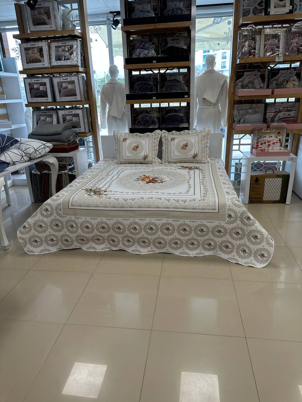 Çift Kişilik Battal Boy Yatak Örtüsü Takımı Rosemary