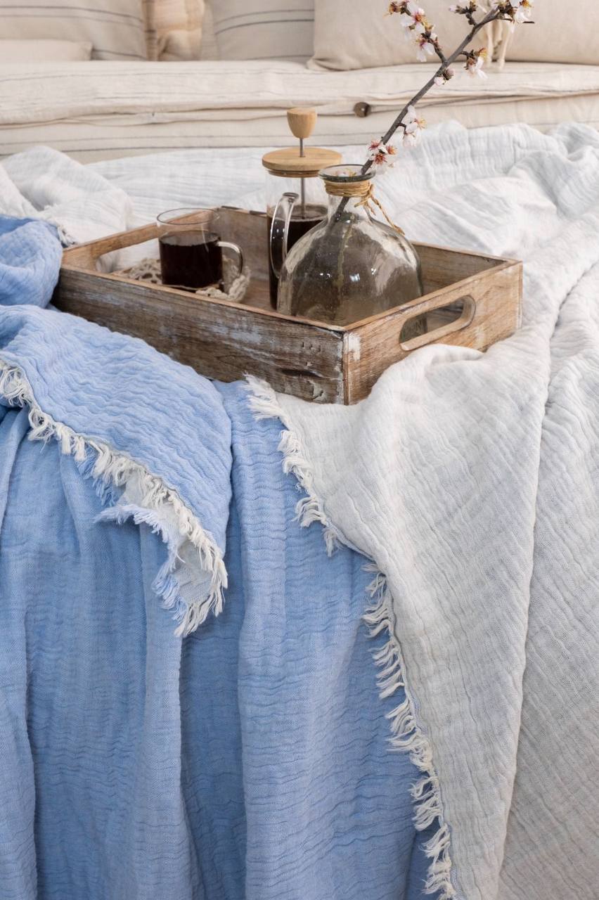 4 Katlı Müslin Battal Boy Yatak Örtüsü 240x280 cm - Mavi