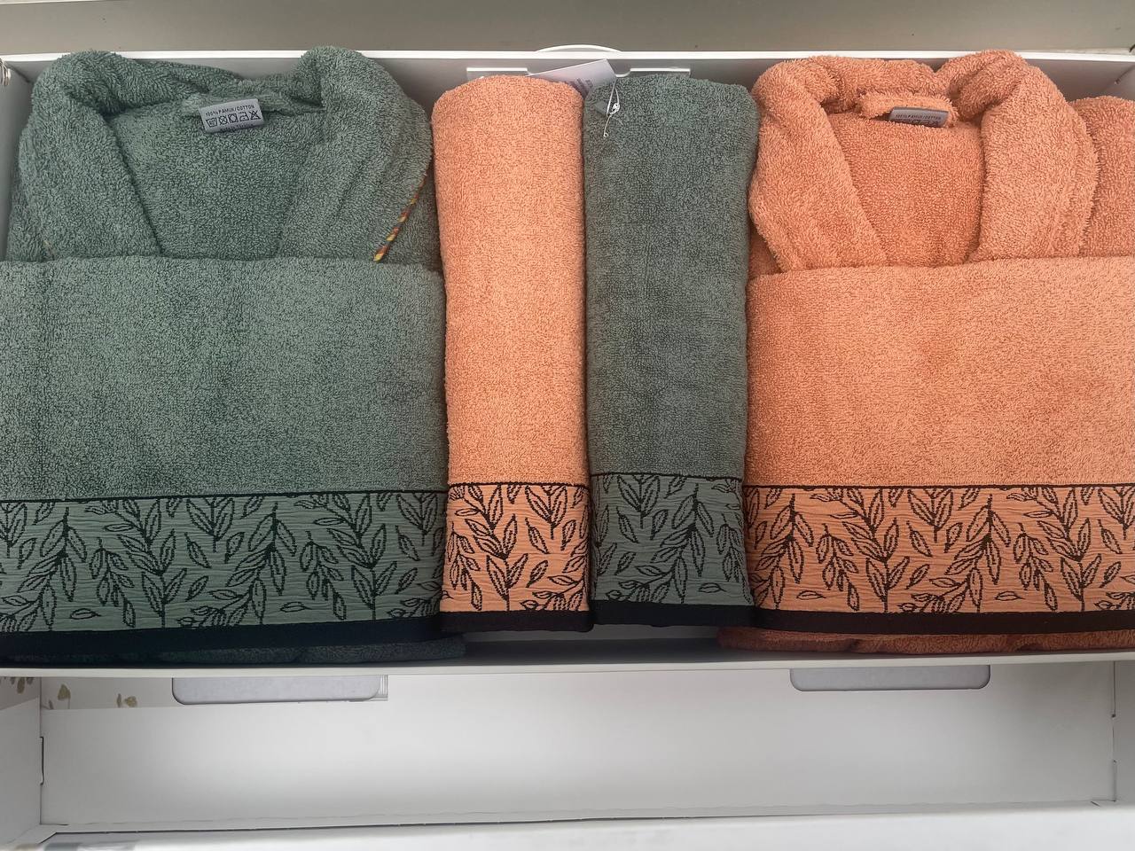 Pamuklu Jakarlı Carmen 6 Parca Aile Bornoz Setleri