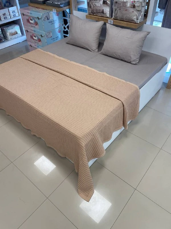 Çift Kişilik Battal Boy Havuzlu % 100 Pamuklu Pike Takımı - BEJ