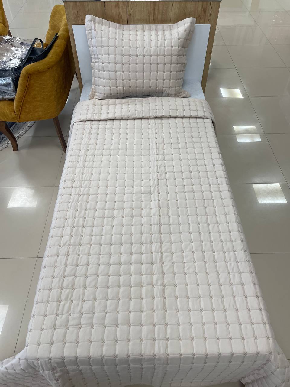 Micro Nakışlı Tek Kişilik Yatak Örtüsü Takımı - BEJ