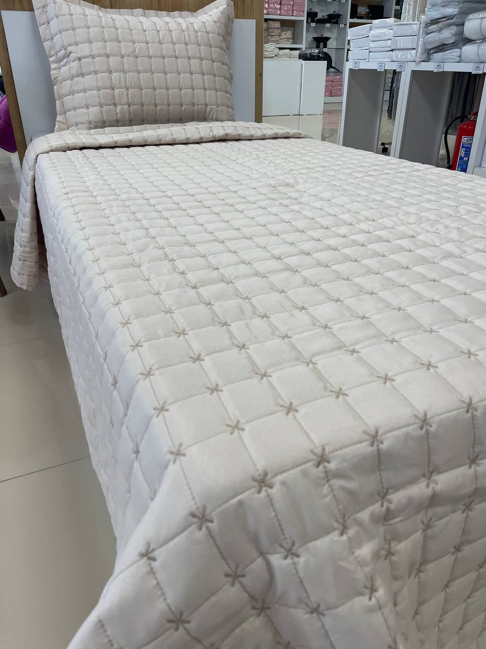 Micro Nakışlı Tek Kişilik Yatak Örtüsü Takımı