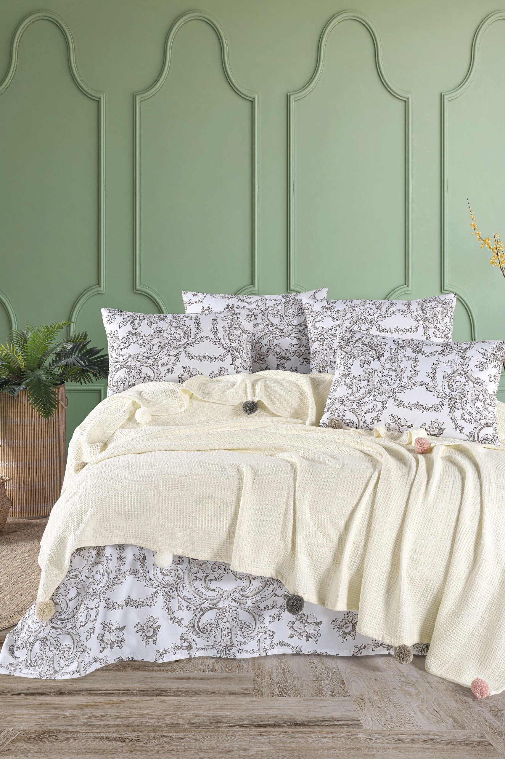 Soho Serisi Çift Kişilik Ponponlu Çeyizlik Pike Takımı - Krem