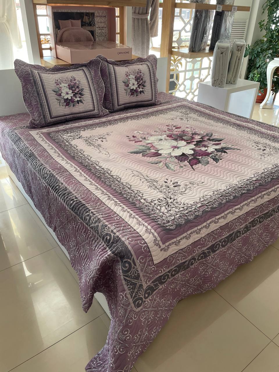 Çift Kişilik Battal Boy Yatak Örtüsü Takımı Beste Lila
