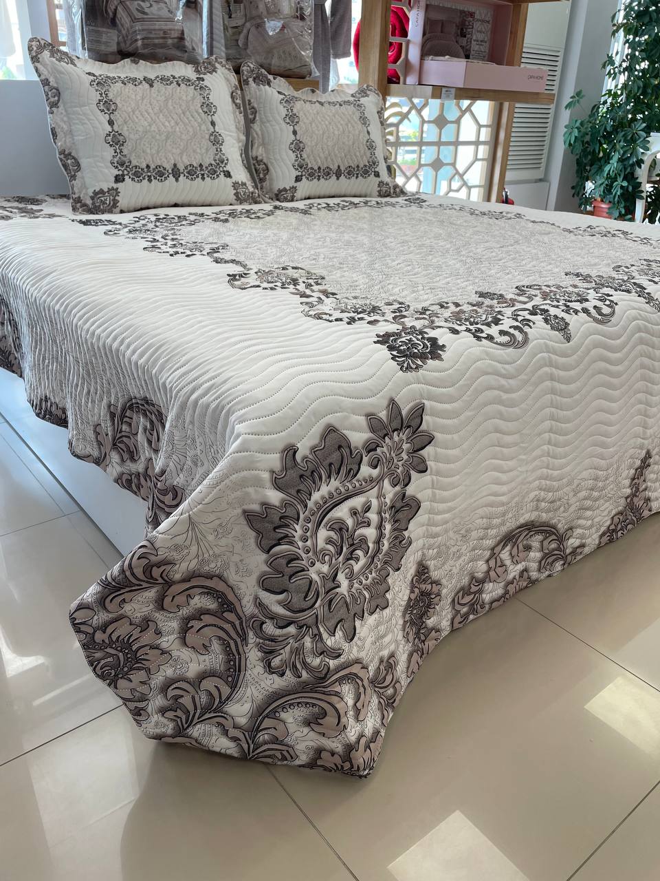 Çift Kişilik Battal Boy Yatak Örtüsü Takımı Karya