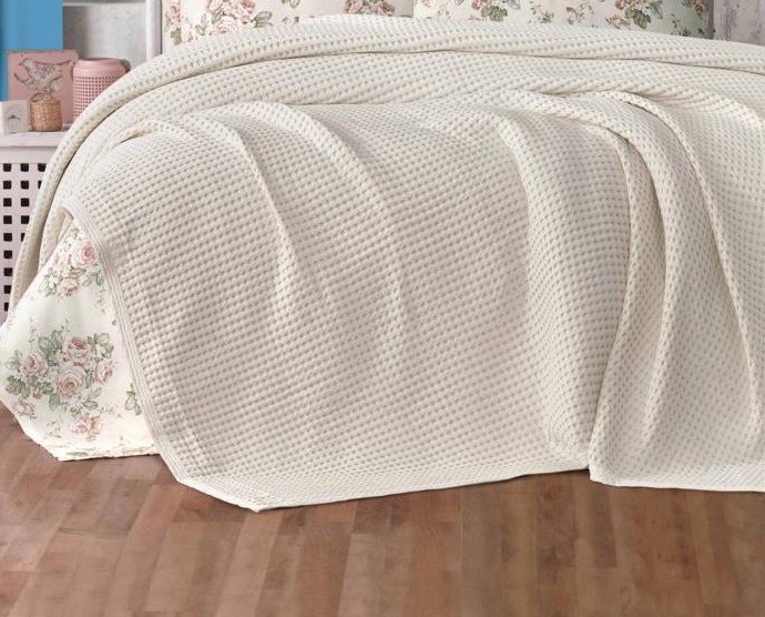 Çift Kişilik Battal Boy Pamuk Havuzlu Tek Pike - KREM