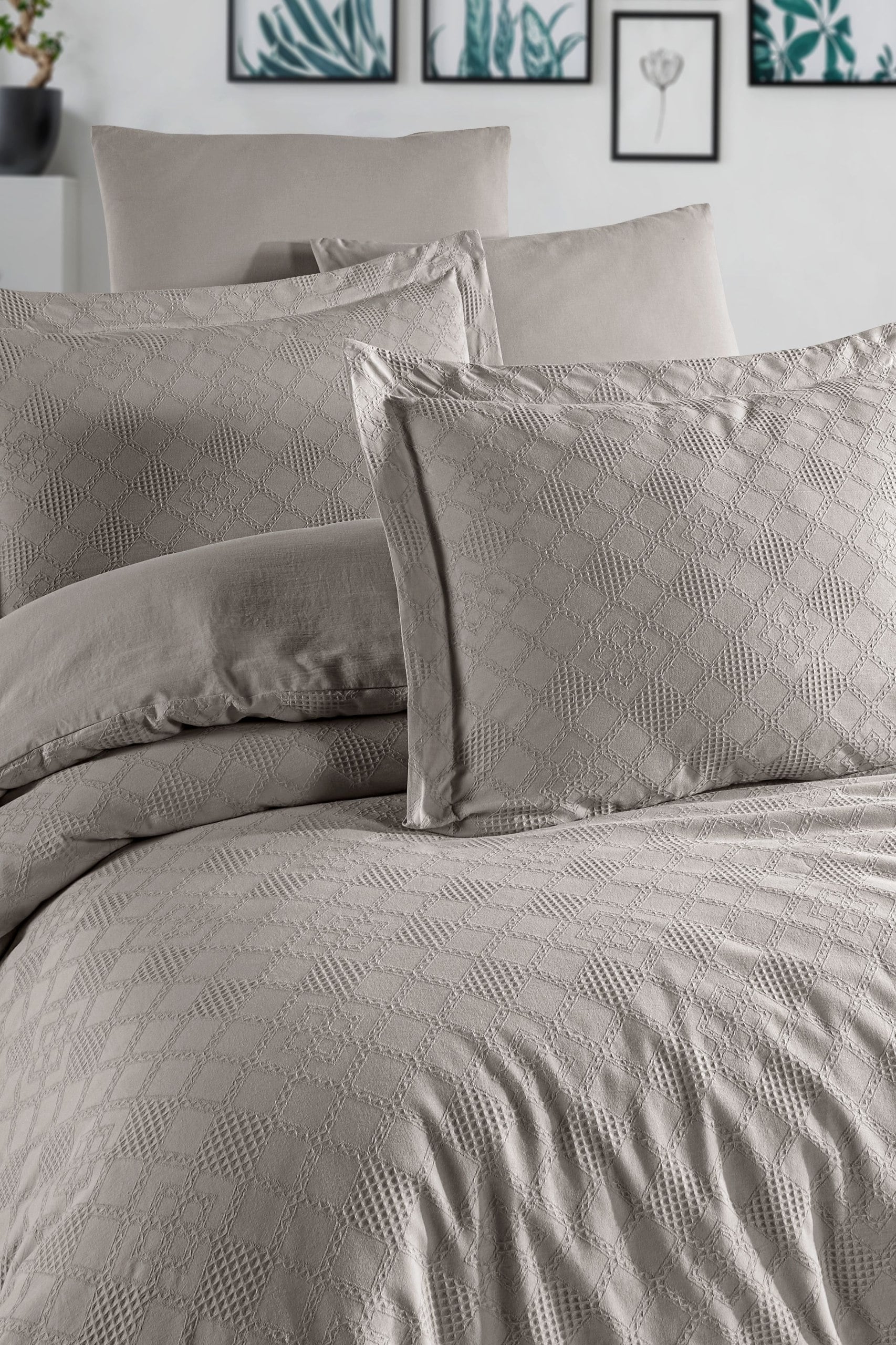 Çift Kişilik Premium Jakarlı Çeyizlik Nevresim Takımı - Vizon