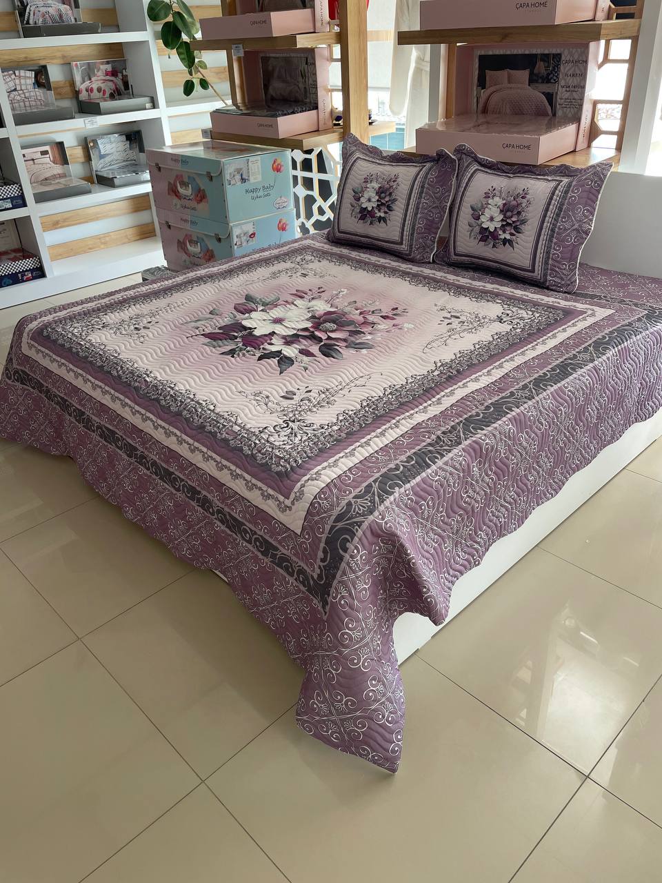 Çift Kişilik Battal Boy Yatak Örtüsü Takımı Beste Lila