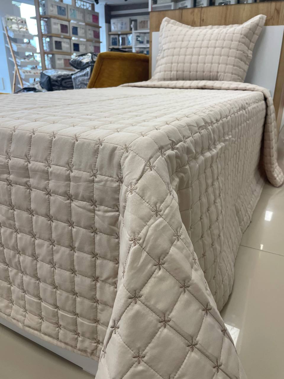 Micro Nakışlı Tek Kişilik Yatak Örtüsü Takımı