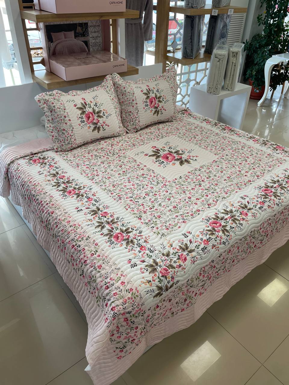 Çift Kişilik Battal Boy  Yatak Örtüsü Takımı Mia