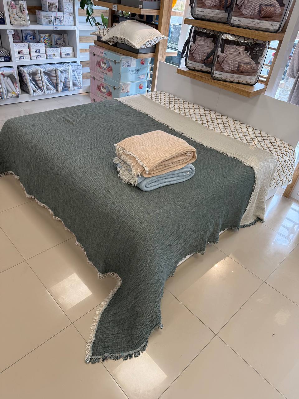 4 Katlı Müslin Battal Boy Yatak Örtüsü 240x280 cm