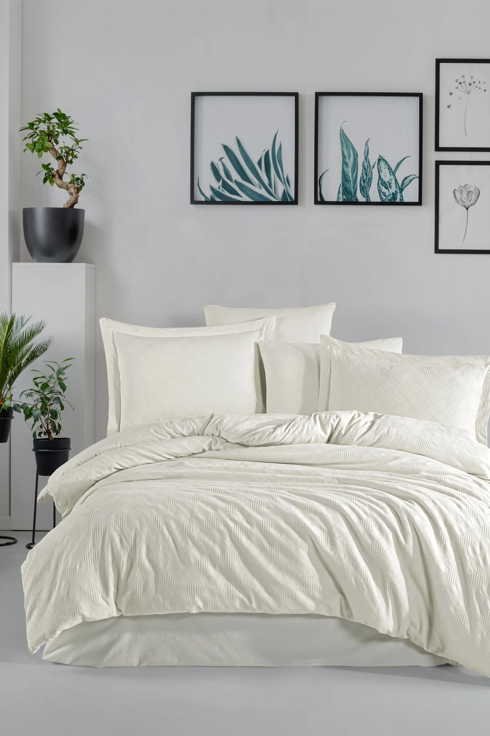 Çift Kişilik Premium Jakarlı Çeyizlik Nevresim Takımı - Krem