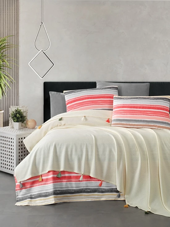 Tek Kişilik Püsküllü Pike Takımı - KREM