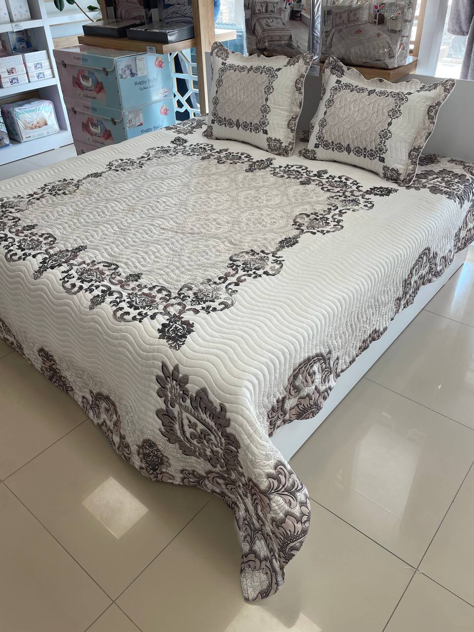 Çift Kişilik Battal Boy Yatak Örtüsü Takımı Karya